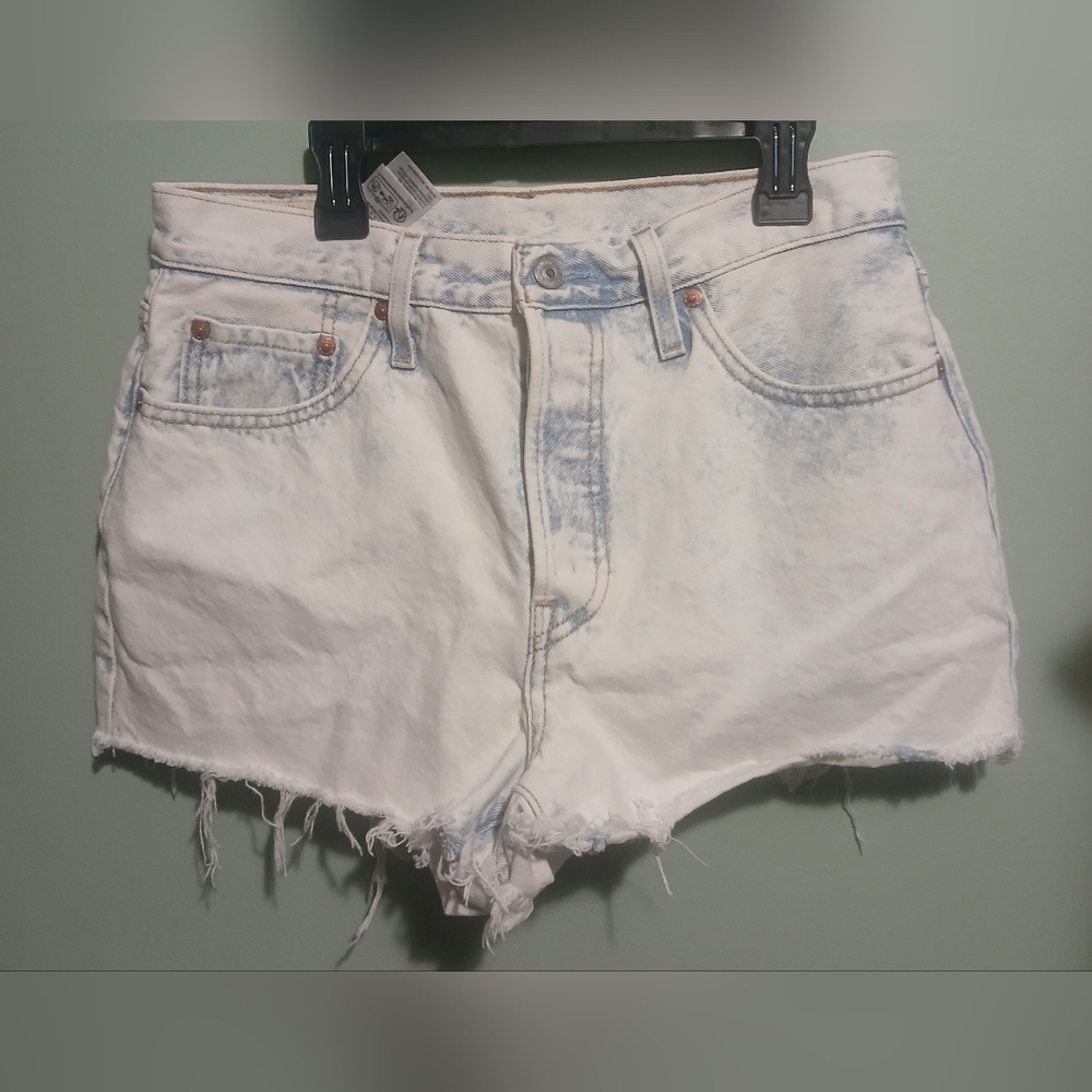 EUC Levi's 501 Shorts
